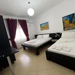 La Luna * Ksamil